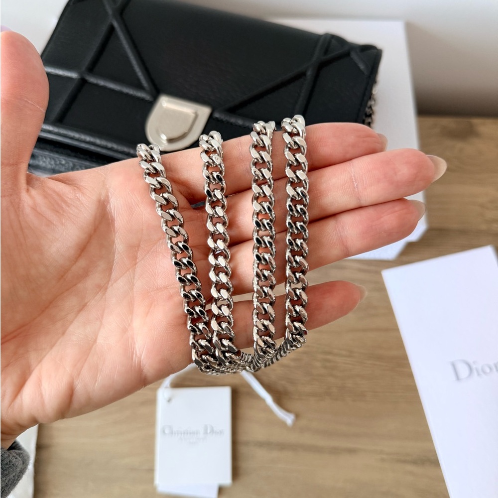 Christian Dior Diora Chain Pouch Calfskin - Picture 10 of 10